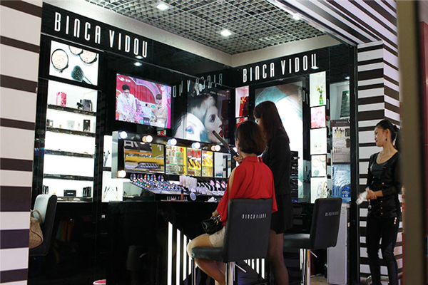 卞卡彩妆加盟费