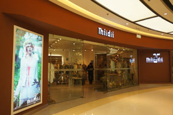 谜底女装加盟店