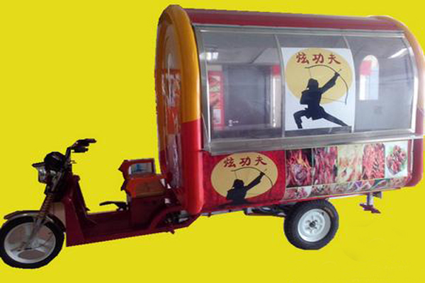 炫功夫小吃车加盟店