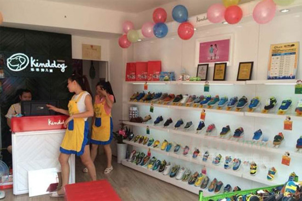 乖乖狗童装加盟店