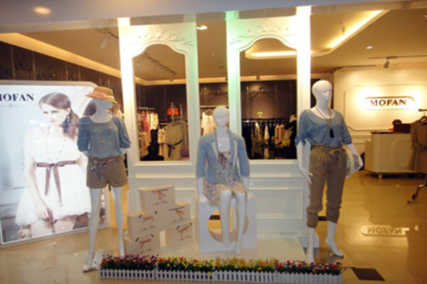 摩凡女装加盟店