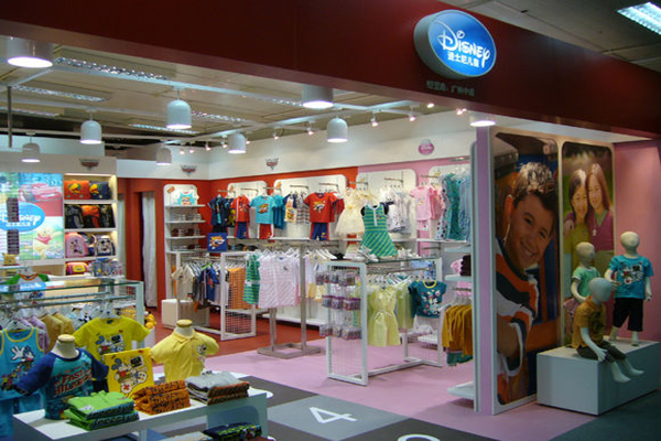 米奇童装加盟店型