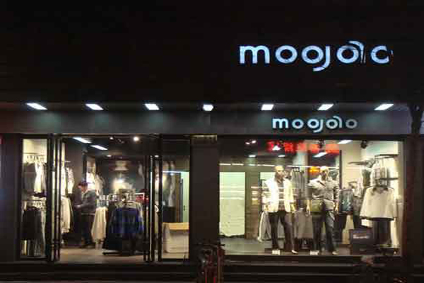 摩高男装加盟店型