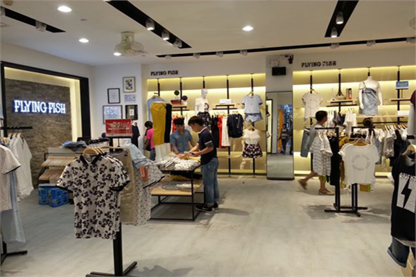 小飞鱼服饰加盟店