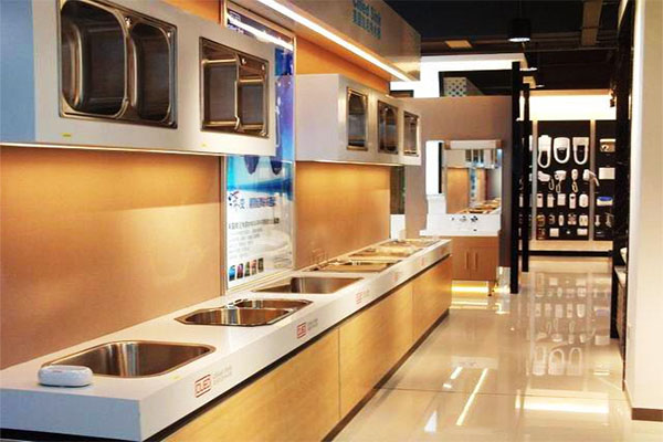 卡地尔卫浴加盟店