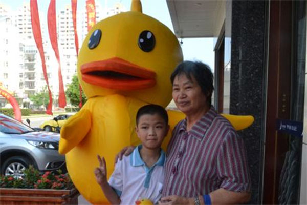 鸭子很忙加盟费