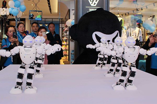 潮起来！七波辉明星店开业就是这么High！