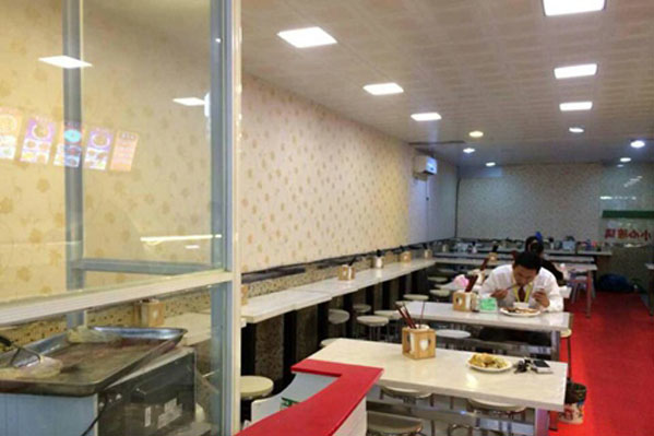 焦耳川式快餐加盟店