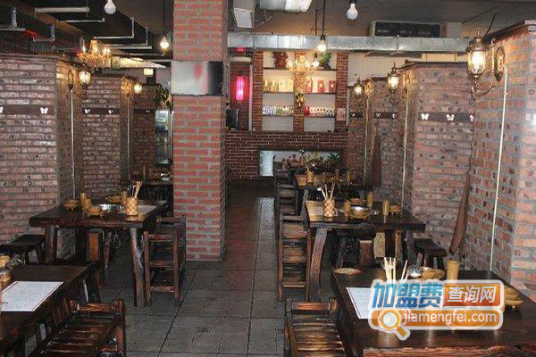 小板凳老火锅加盟店