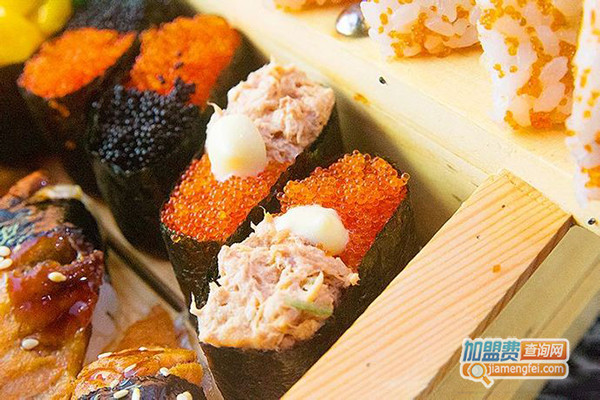 樱绿花田回转寿司加盟