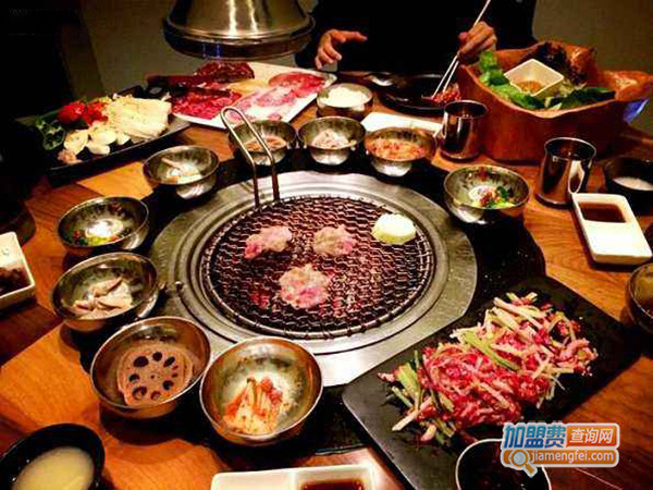 雾山地道韩国料理加盟门店