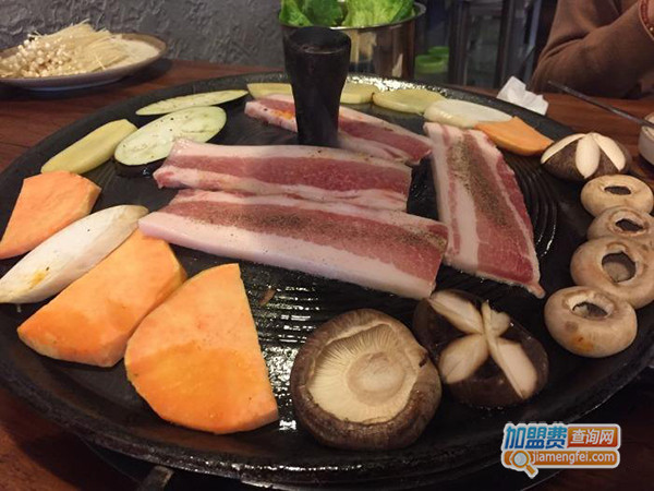 红魔韩国炭烤加盟门店