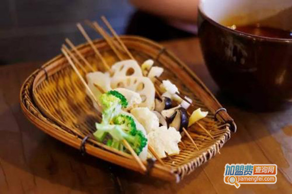 五味缘小郡肝串串香加盟