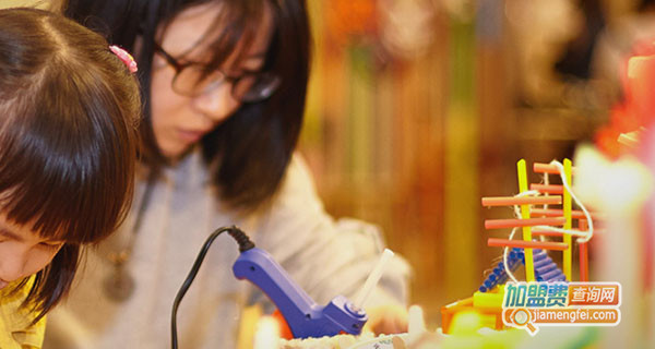 彩创天地手创馆加盟门店