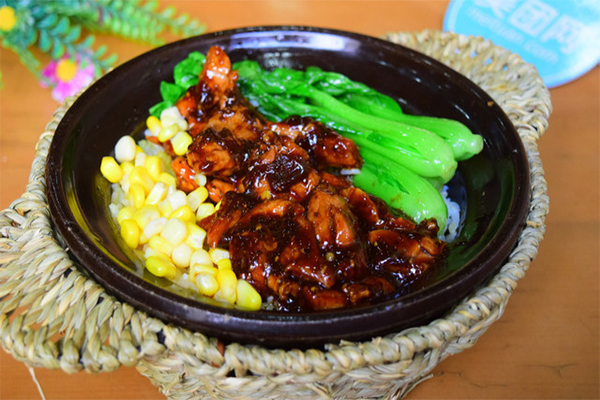 城记煲仔饭加盟门店