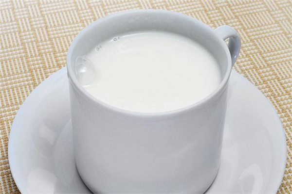 天然牧场鲜奶吧加盟门店