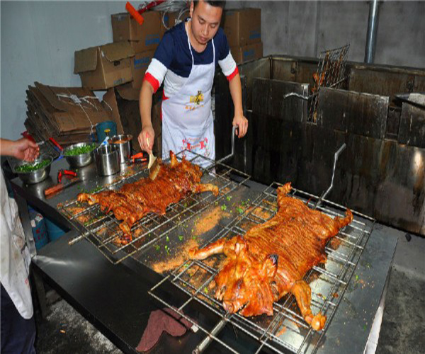 老姜山脆皮烤猪加盟