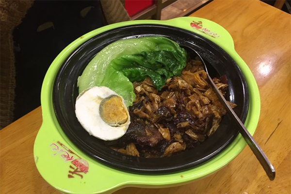 米妹子煲仔饭加盟门店