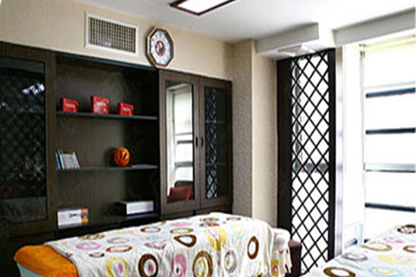 红墙产后艾灸馆加盟门店