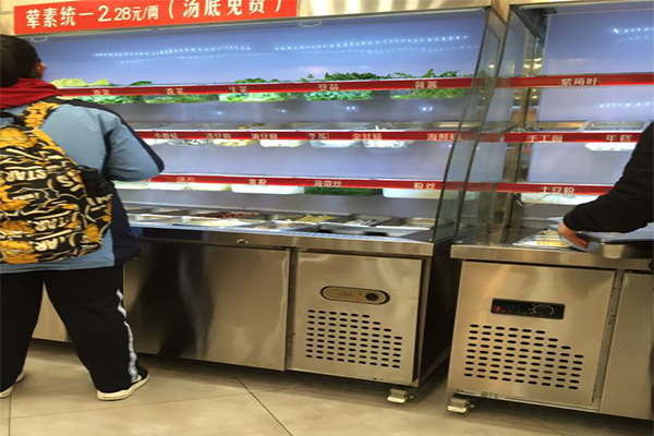 汤先生麻辣烫加盟门店