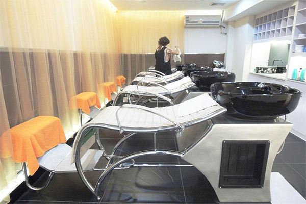 丝客富养发馆加盟