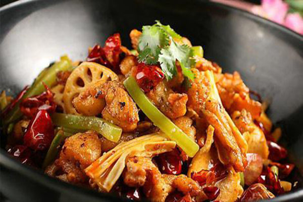 红遍天麻辣香锅加盟门店