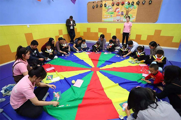 哈奇乐早教加盟门店