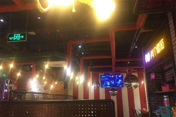 两个番茄海派川菜加盟门店