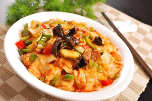 葆林牛肉炒面片加盟门店