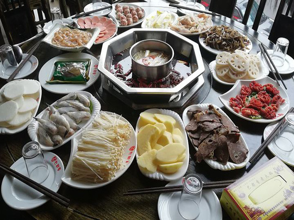 巴都香老火锅加盟