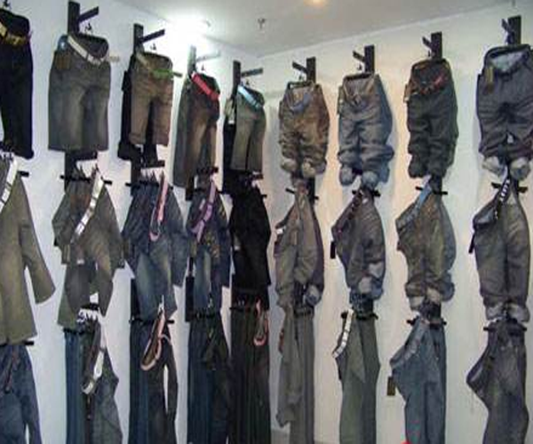 巴顿牛仔加盟门店