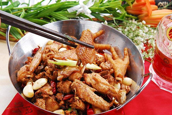 【干锅加盟】开店加盟干锅，赚钱做土豪！
