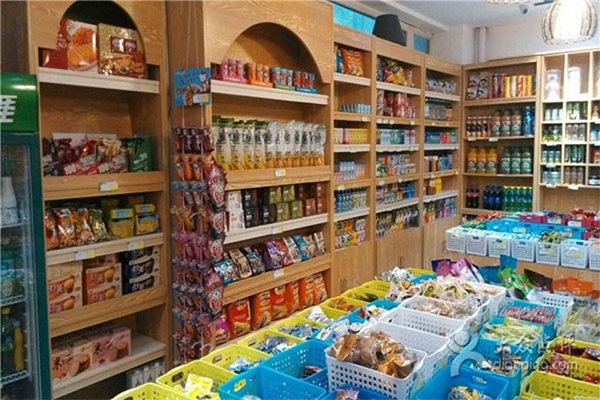 进口零食超市加盟门店