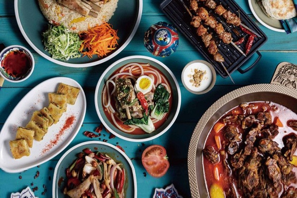 羊来啦手抓饭加盟店