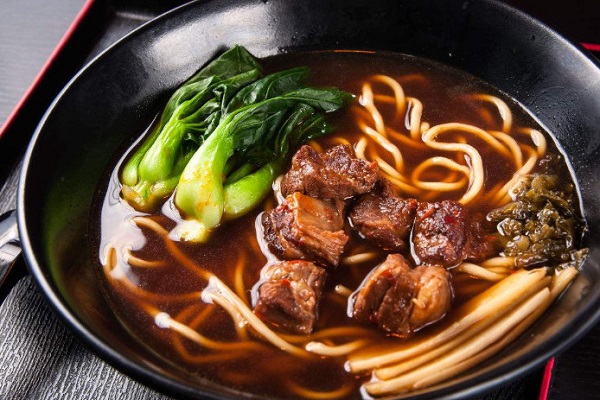 【牛肉丸子面加盟】加盟牛肉丸子面，财运亨通！