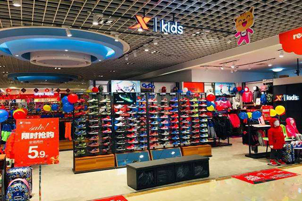 特步童装加盟门店