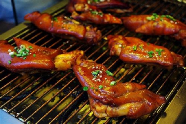 疯狂烤场加盟店