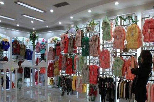 怡赏宝贝童装加盟门店