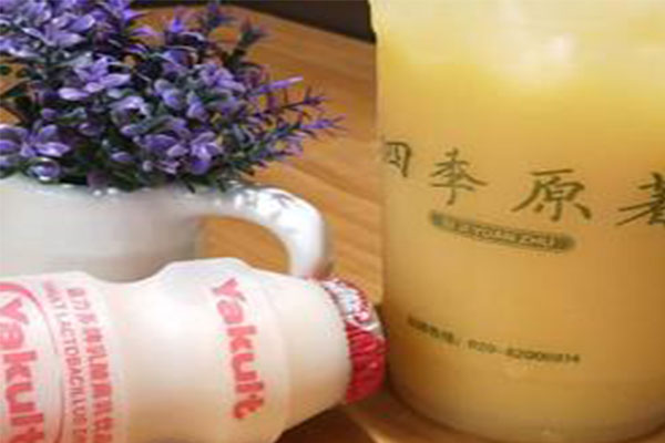 四季原著奶茶加盟门店