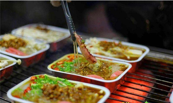 海鲜遇上烤粉丝加盟店