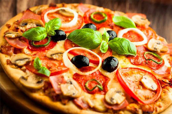 克鲁斯披萨加盟