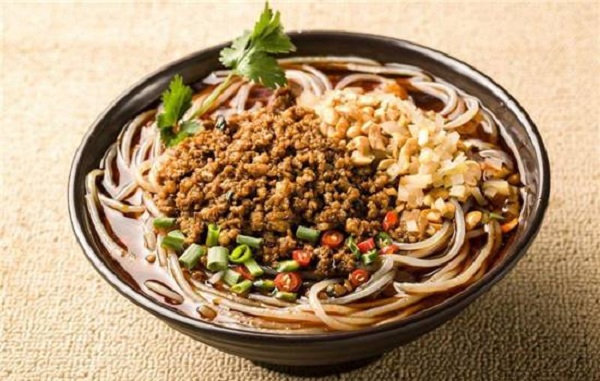 酸辣粉小食堂加盟店