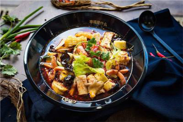 小燃泰麻辣烫加盟门店