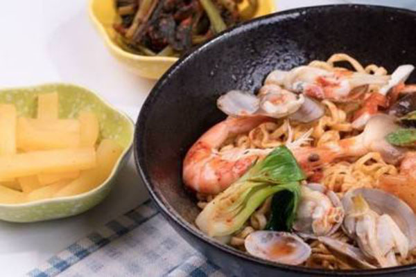 【首禾泡面小食堂加盟】开店加盟首禾泡面小食堂，回报颇丰！