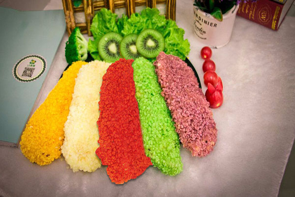 LA萌蒂五彩鸡排加盟门店