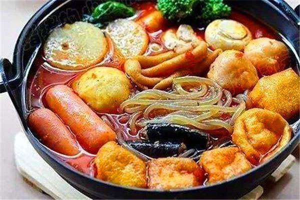 屈师傅麻辣烫加盟门店