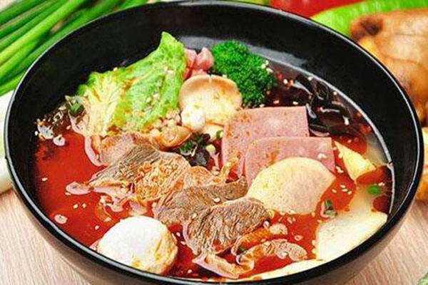 奔跑吧麻辣烫加盟门店