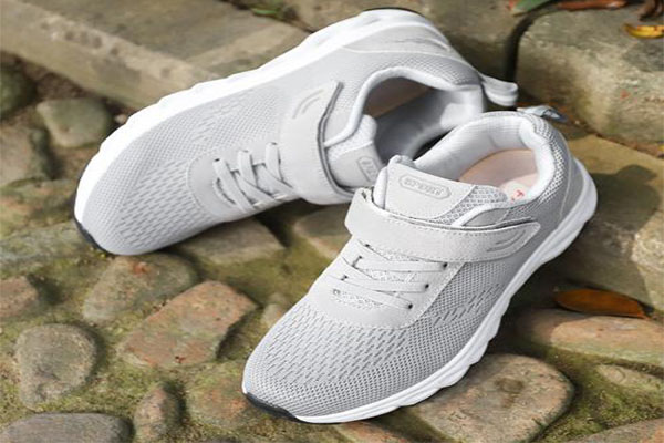 健步鞋加盟门店