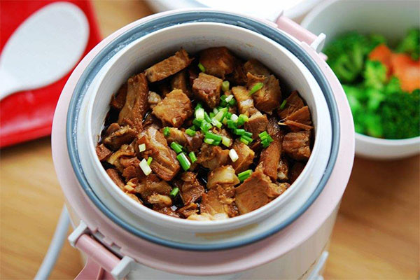 小马哥卤肉饭加盟门店