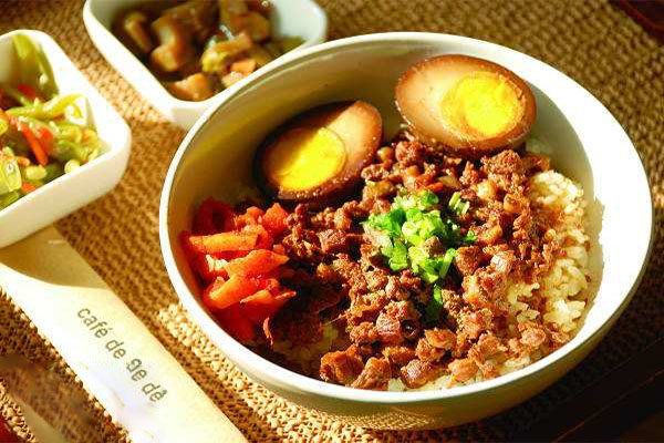 小马哥卤肉饭加盟门店